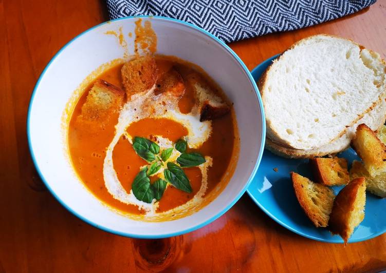 Homemade Rustic Tomato soup