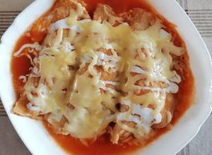 Una foto de Enchiladas rojas bien mexicanas 🌶️🇲🇽