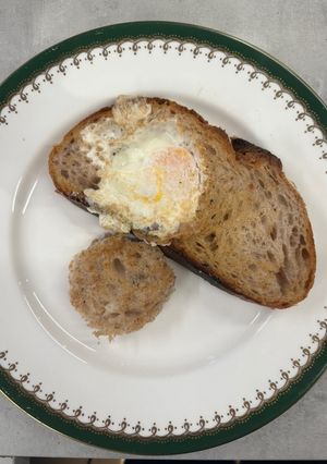A picture of Egg in the hole.