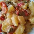 Patatas guisadas con all-i-oli, cebolla y pimientos en olla GM