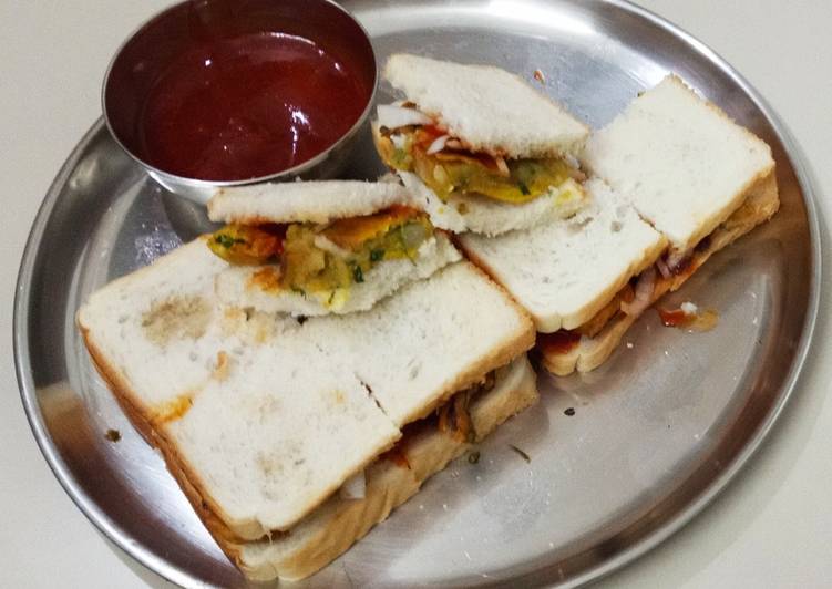 Aloo Bonda Sandwich