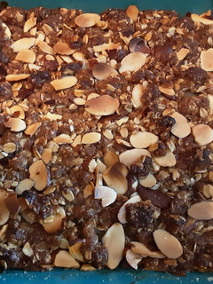 A picture of Ken's Apple Crisp.
