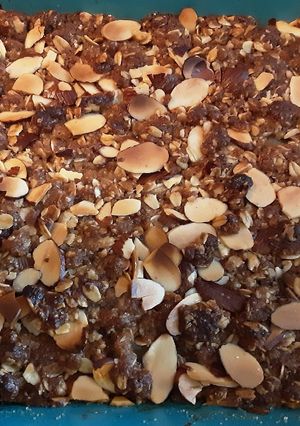 A picture of Ken's Apple Crisp.