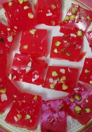 A picture of Bombay Halwa.