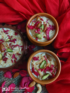 सेवई की खीर (sewai ki kheer recipe in Hindi) रेसिपी मुख्य फोटो