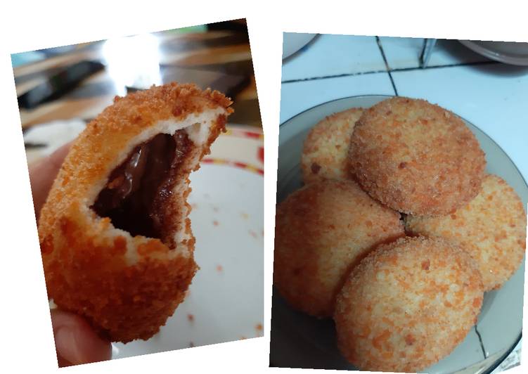 Cemilan Roti Goreng isi cokelat