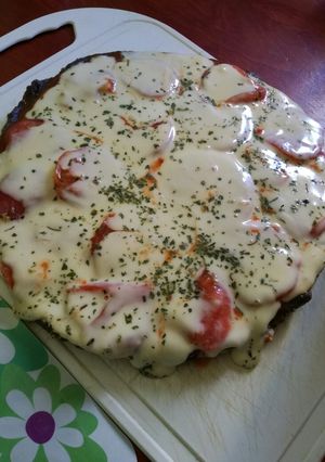 Una foto de Pizza súper express en sartén, con harina de trigo sarraceno