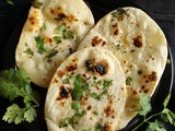 તવા નાન (Tawa Naan Recipe In Gujarati)