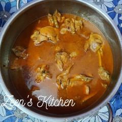 A picture of Chicken Curry.