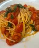 Tomato and basil spaghetti