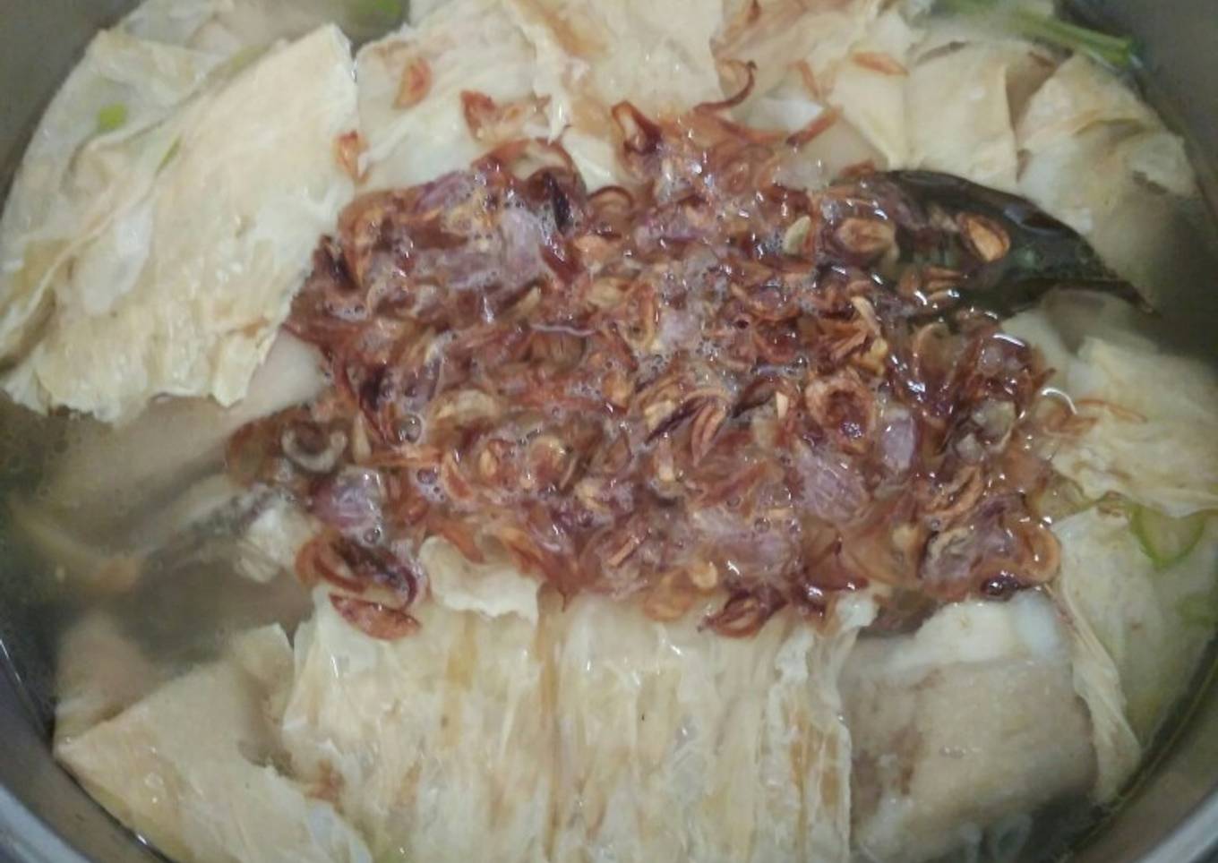 Sop ayam kembang tahu