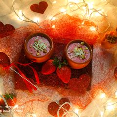 Strawberry phirni A picture of Strawberry phirni.