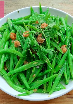 Hình của món Đậu cô ve xào tôm khô.