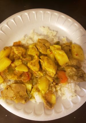A picture of Jamaican Style Curry Chicken.