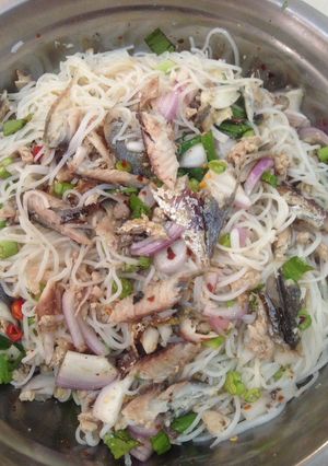 รูปของ ยำขนมจีนปลาทูหมูสับ