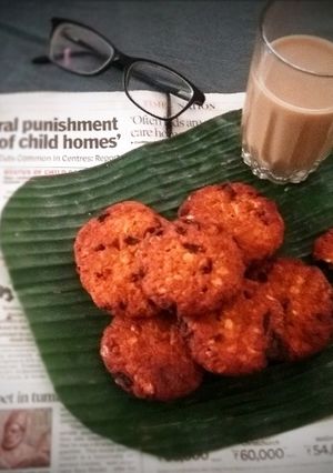 A picture of Parippu Vada.