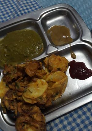 A picture of Potato pakode.