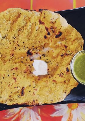 ज्वारीचे धपाटे (Jwariche Dhapate Recipe In Marathi) रेसिपी चे मुख्य फोटो 