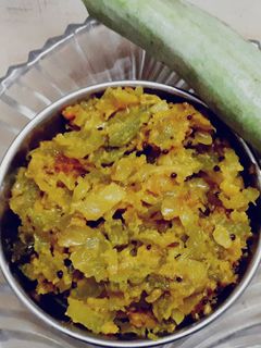 पडवळची भाजी (Padwalchi Bhaji Recipe In Marathi) रेसिपी चे मुख्य फोटो