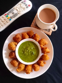 मूंगदाल भजिया (moong dal bhajiya recipe in Hindi) रेसिपी मुख्य फोटो