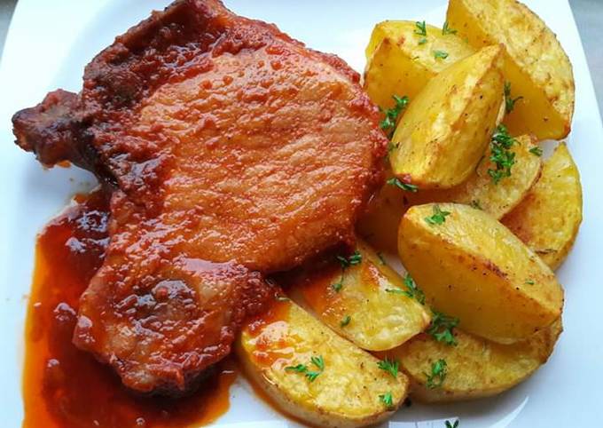 price appear Fraud Cotlet de porc cu sos și cartofi la cuptor, rețetă de Georgi Bianca -  Rețete Cookpad