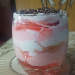 Yummy Dessert with Oreo Chunks A picture of Yummy Dessert with Oreo Chunks.