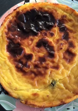 Une photo de Flan aux pruneaux et copeaux de caramel