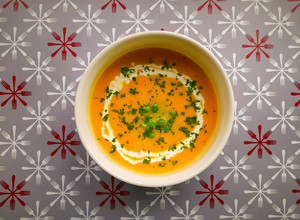 Sárgarépa krémleves medici módra Erős Pistás csipetkével 🇭🇺👌 recept fotója