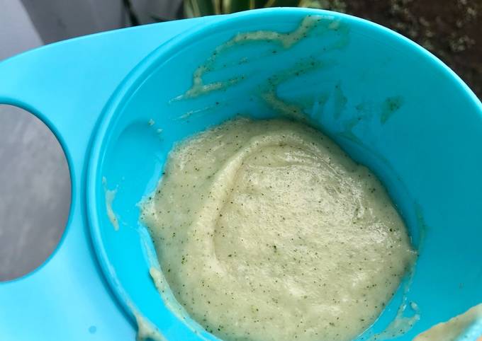 Mpasi 6 bulan bubur nasi, salmon, zuchini