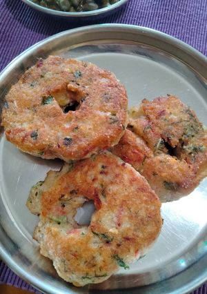 A picture of Gajar urad vada.
