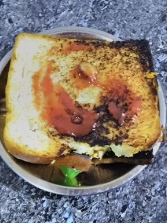 தவா பனீர் சாண்ட்விச்/ tawa paneer sanwich recipe in tamil செய்முறை முக்கிய புகைப்படம்