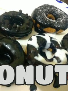 डोनट्स(Doughnut recipe in hindi) रेसिपी मुख्य फोटो