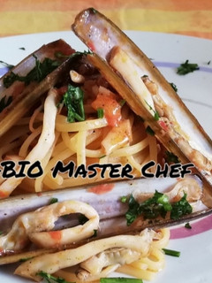 Foto di Linguine con Cannolicchi e Pelati