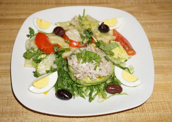 Recipe of Any-night-of-the-week STUFFED AVOCADO WITH CRAB MEAT SALAD, JON STYLE