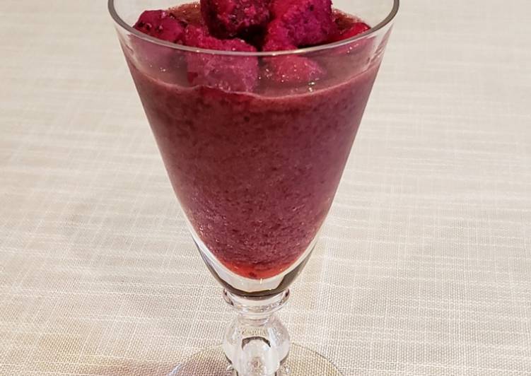 How to Make Quick Purple Up! Fruit Smoothie