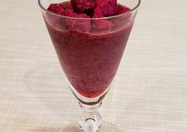 Recipe of Homemade Purple Up! Fruit Smoothie