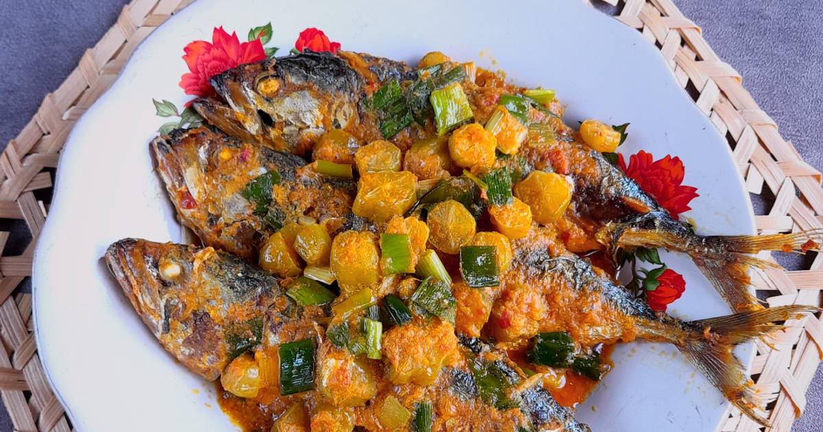 Resep Ikan Kembung Bumbu Kuning Oleh Dapur Amalia Rizki - Cookpad