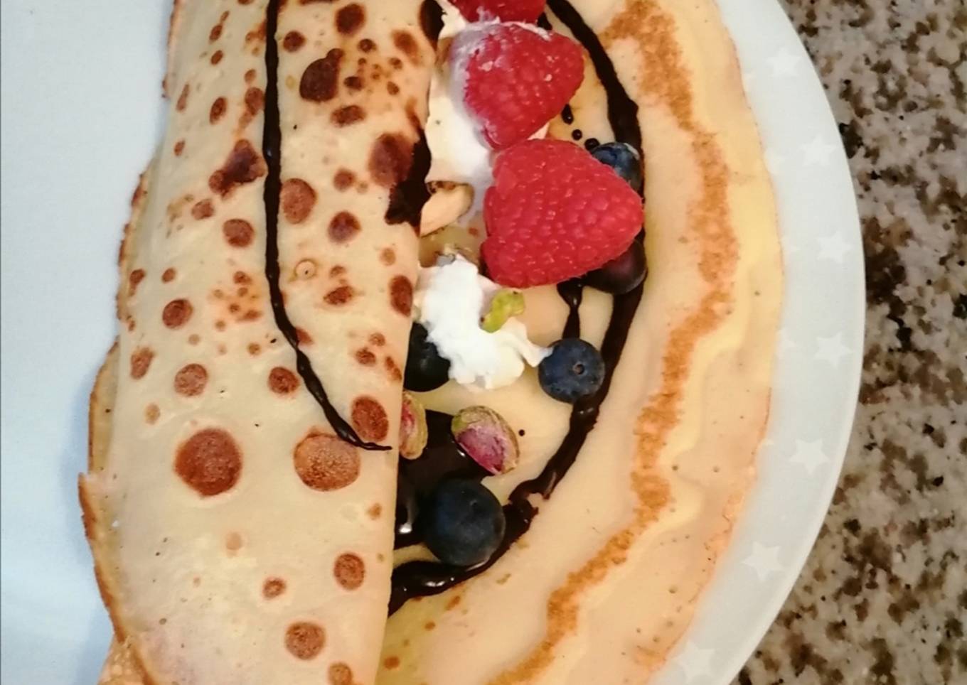 Crêpes chocolat🍫 fruits rouges 🍓🍒