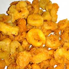 A picture of Cumi tepung.