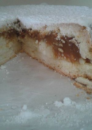 Una foto de Tarta de ricota y dulce de leche