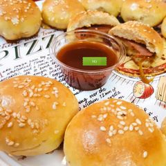 A picture of Pizza Buns.