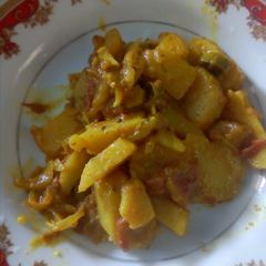 A picture of Aloo bhujia.