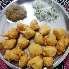 A picture of Ram ladoo.