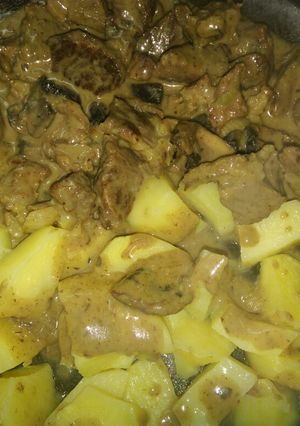 Una foto de Carne a la crema de mostaza y champiñones versión light