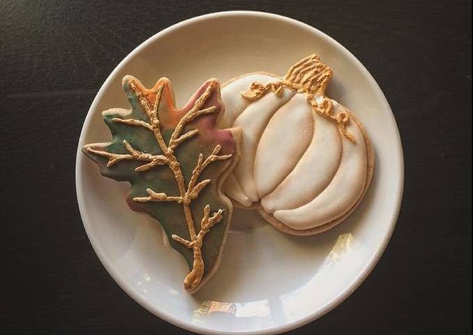 Recipe of Favorite Pumpkin spiced sugar cookies and royal icing
