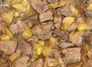 Фото Яловича печінка з яблуками😋.