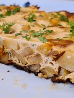 Laktózmentes burgonyatortilla akár köretnek is recept fotója