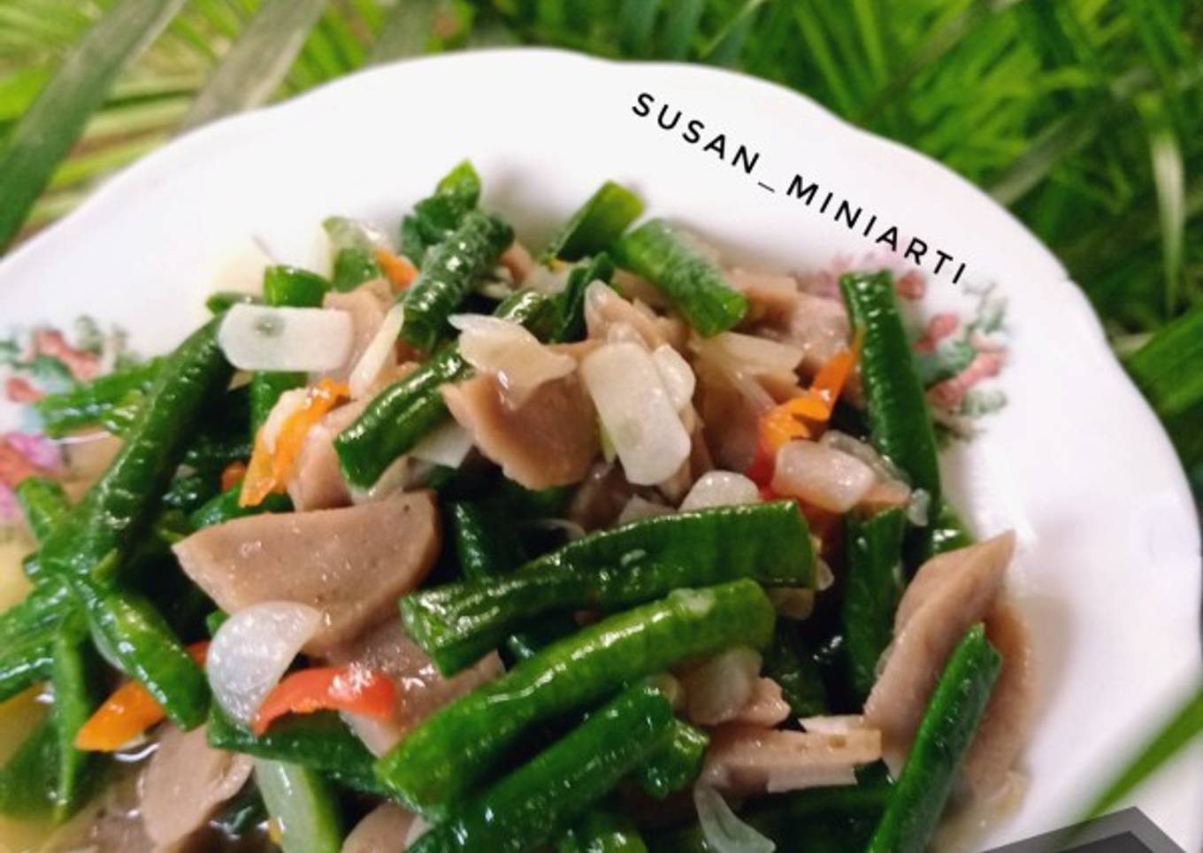 213) tumis kacang panjang with bakso