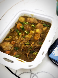A picture of Chicken Curry.