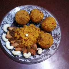 A picture of Motichoor laddoo.